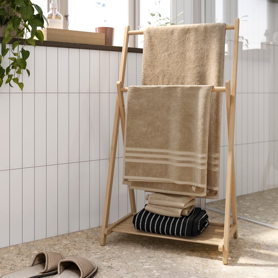 IKEA-Geheimtipp: Dieser Ständer bringt endlich Ruhe ins Badezimmer