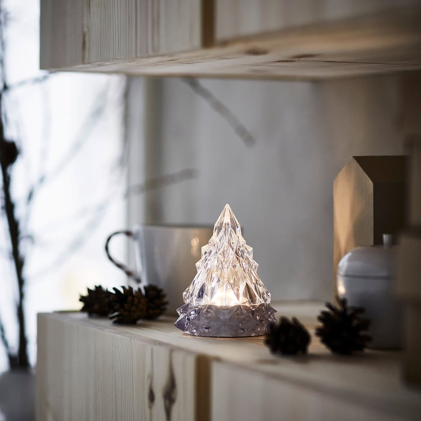 porz möbelhaus TRÖSSER Köln-Marsdorf Neueröffnung – neues Einrichtungshaus Adapter Type:UK Adapter – Krinner Christbaumständer Aarhus 36
